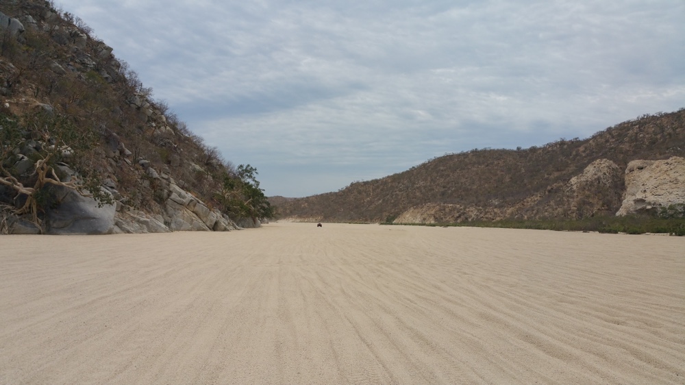 A sandy flat in the desert near Candelaria